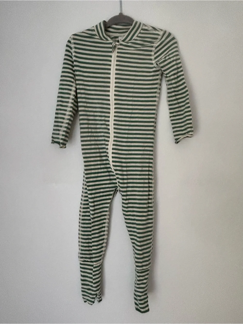 Hannah Andersson Green and White Striped Zipper Pajamas 18-24months